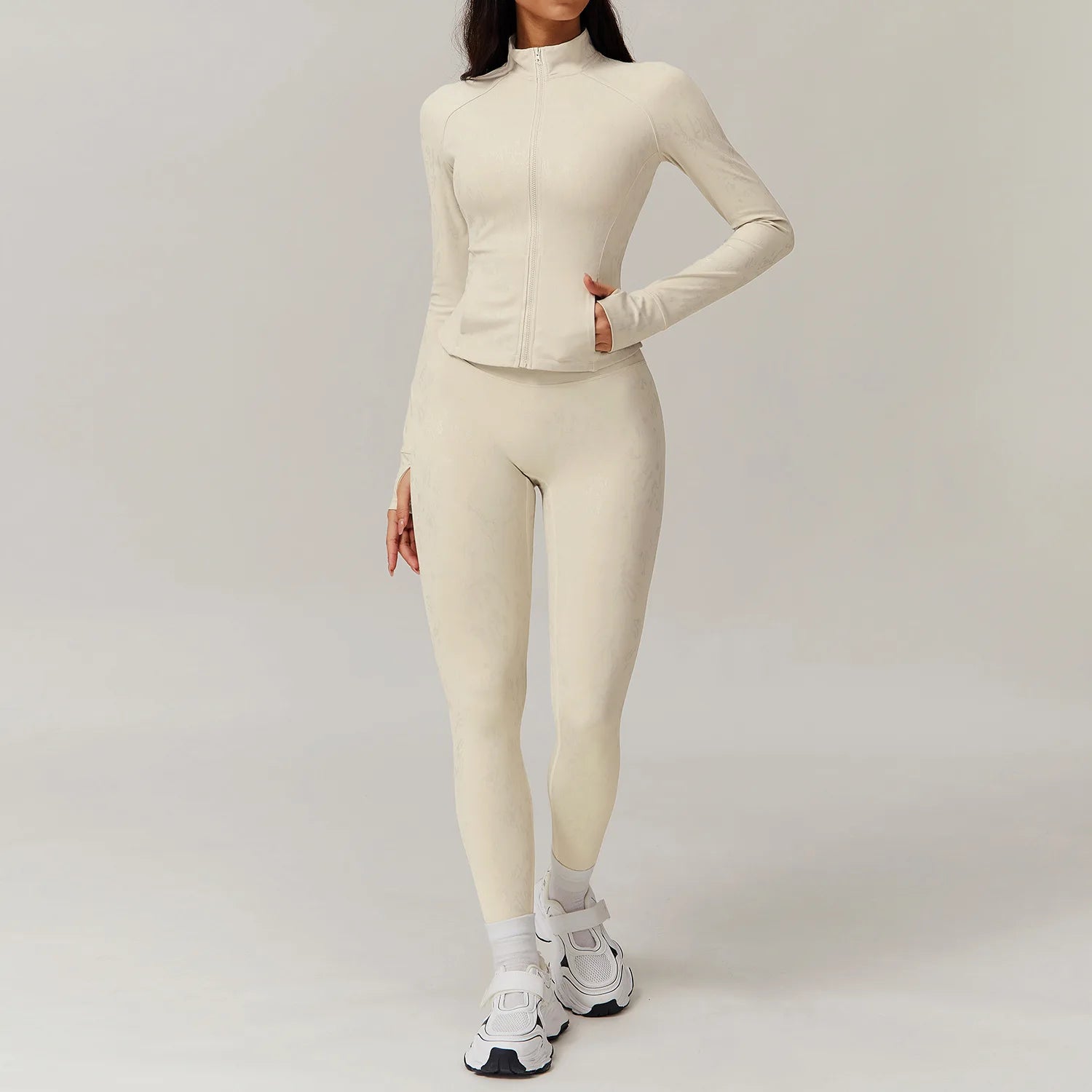 KAVRA Seamless Tracksuit Set – Long Sleeve Crop Top & High Waist Leggings