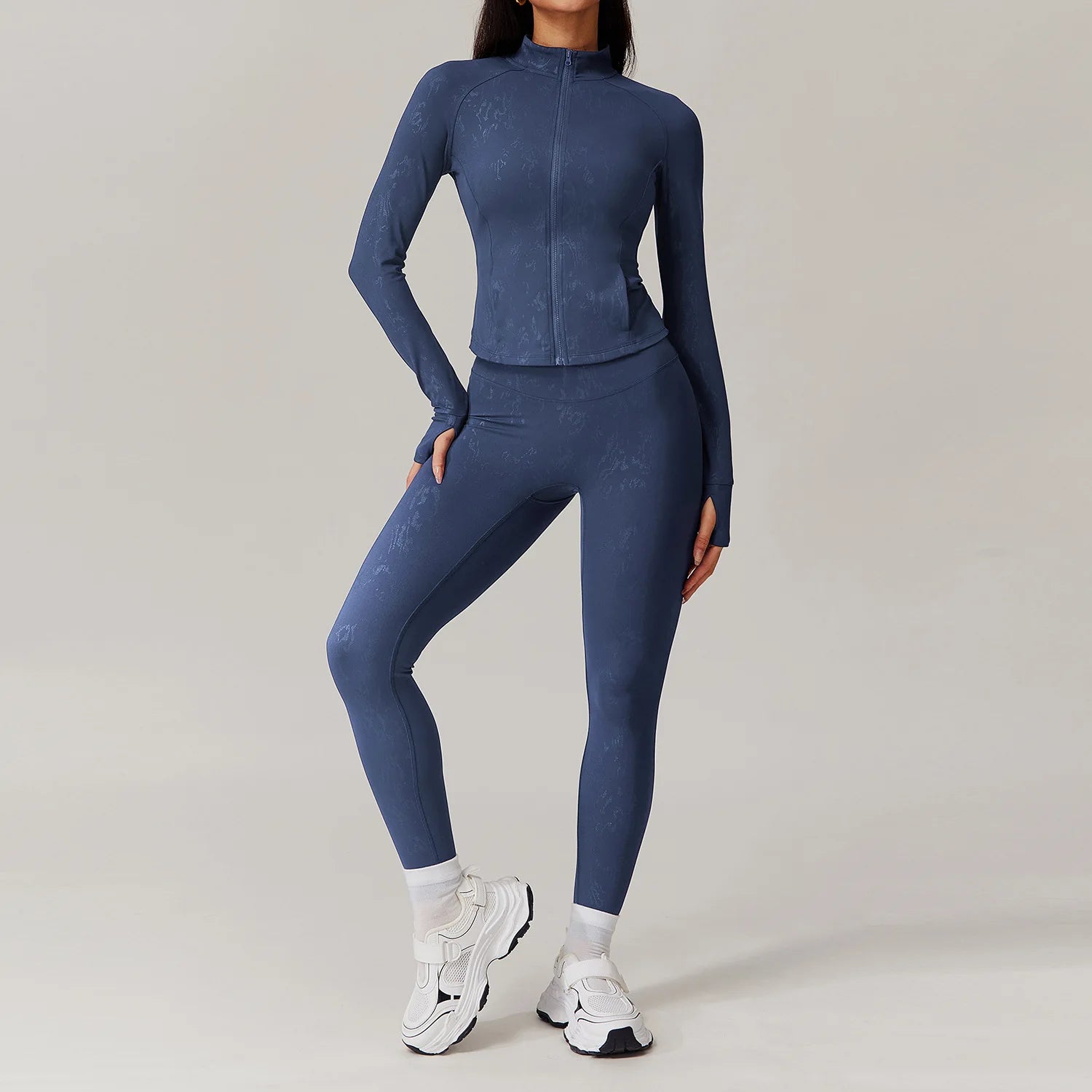 KAVRA Seamless Tracksuit Set – Long Sleeve Crop Top & High Waist Leggings